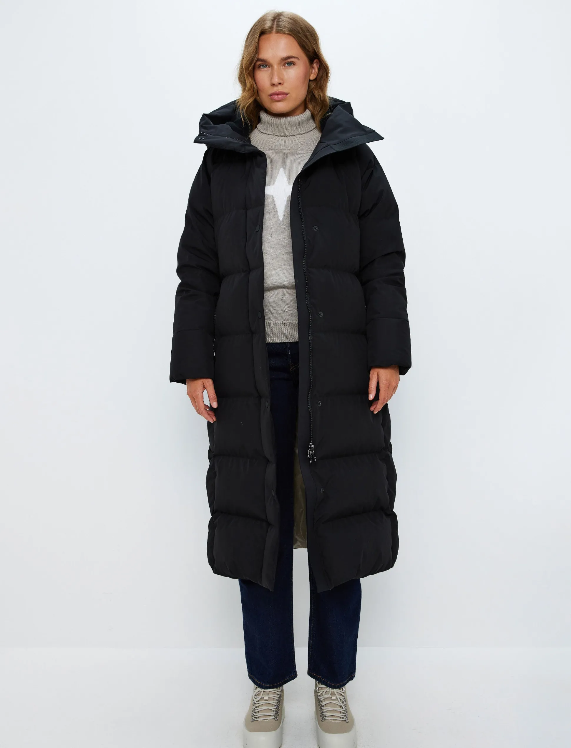 ruth_w_down_coat__black_3.webp 8848 Altitude Ruth W Down Coat - Black Fashion